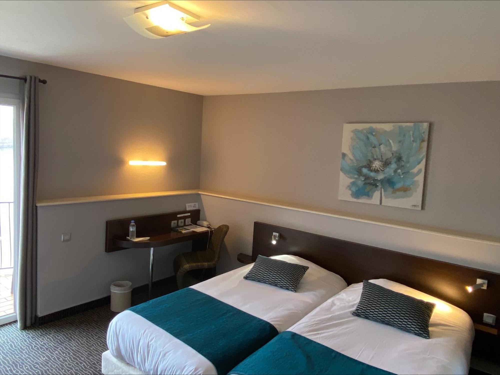 Hotel Le Bellevue Les Roches-de-Condrieu Esterno foto
